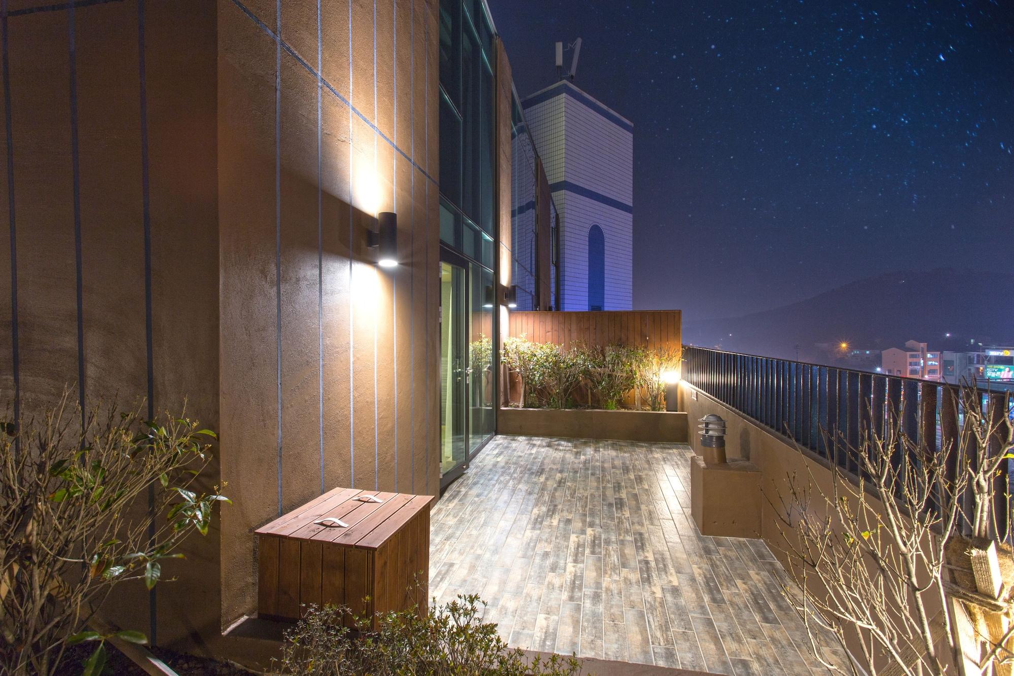 I-Jin Hotel Τζέτζου Εξωτερικό φωτογραφία